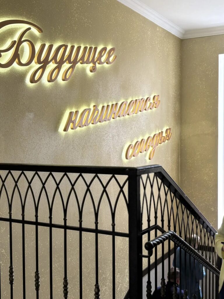 09